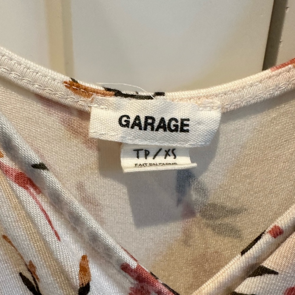 Garage Dress - Picture 3 of 3